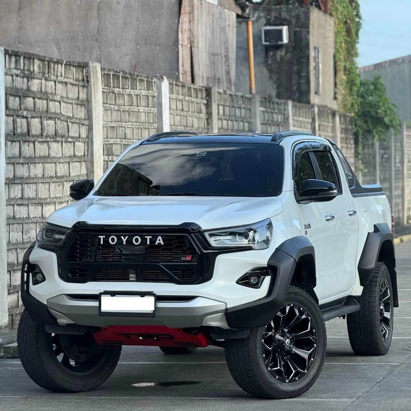 Used 1
                    TOYOTA
                     for Sale Image