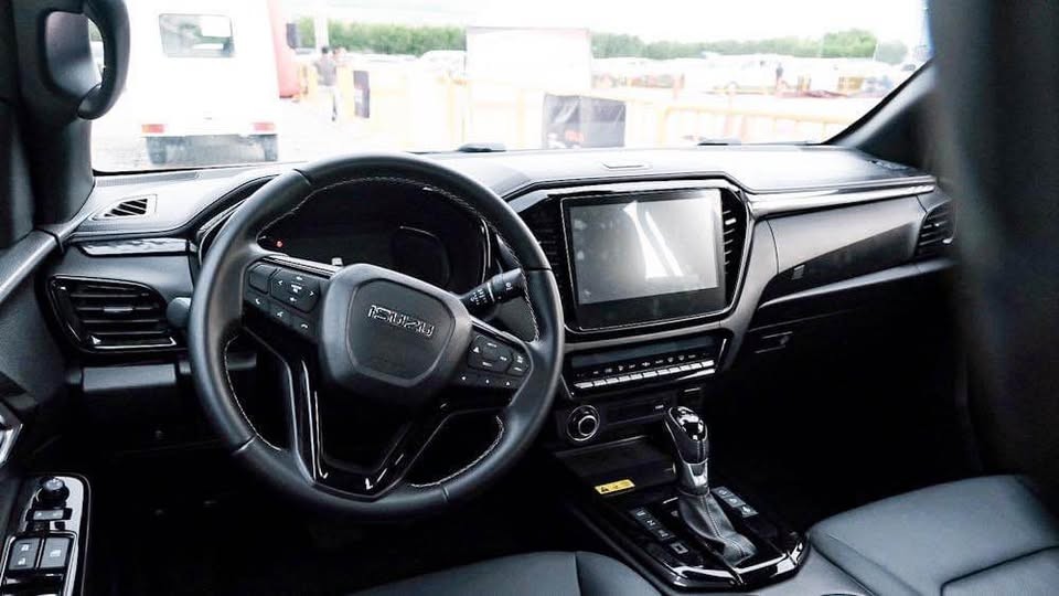 Used 1
                    ISUZU
                     for Sale Image