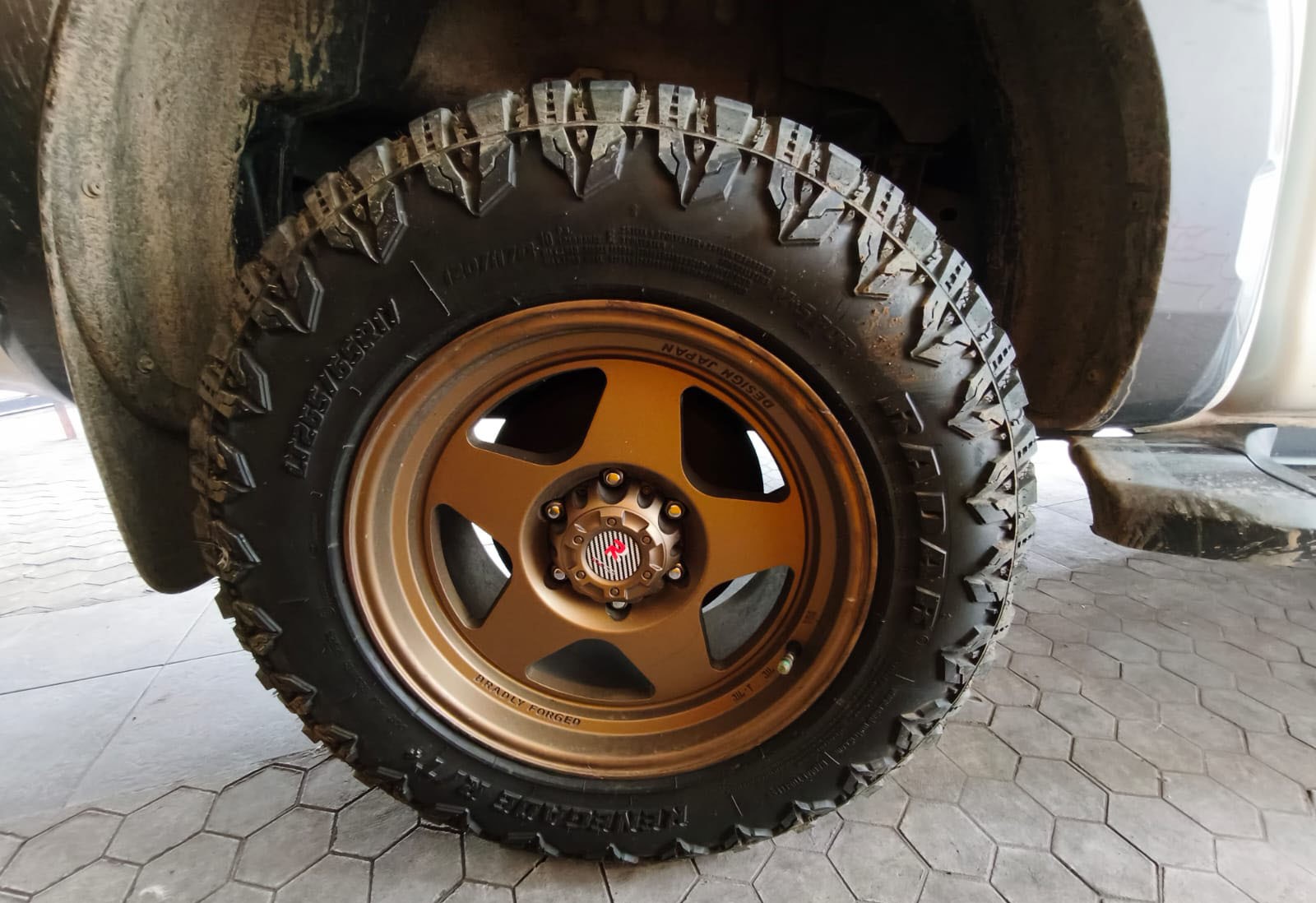 Used 1
                    ISUZU
                     for Sale Image