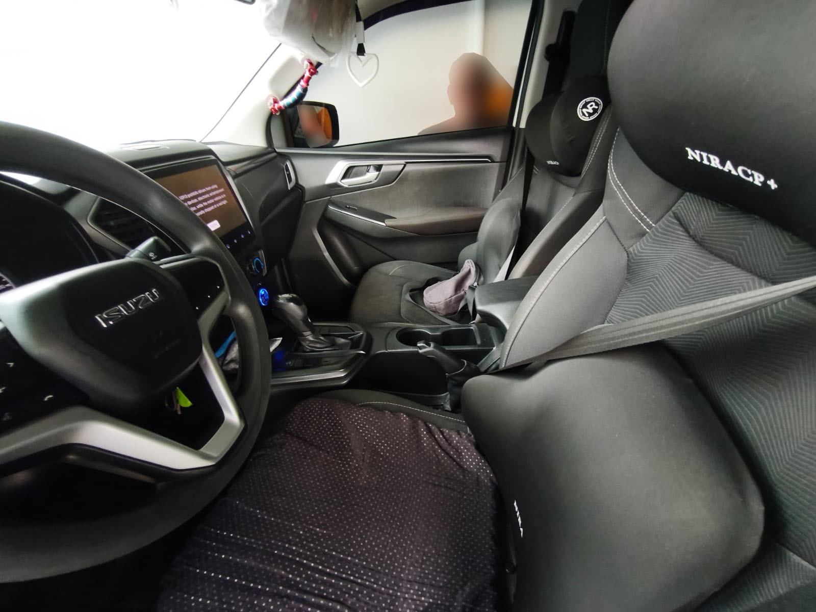 Used 1
                    ISUZU
                     for Sale Image