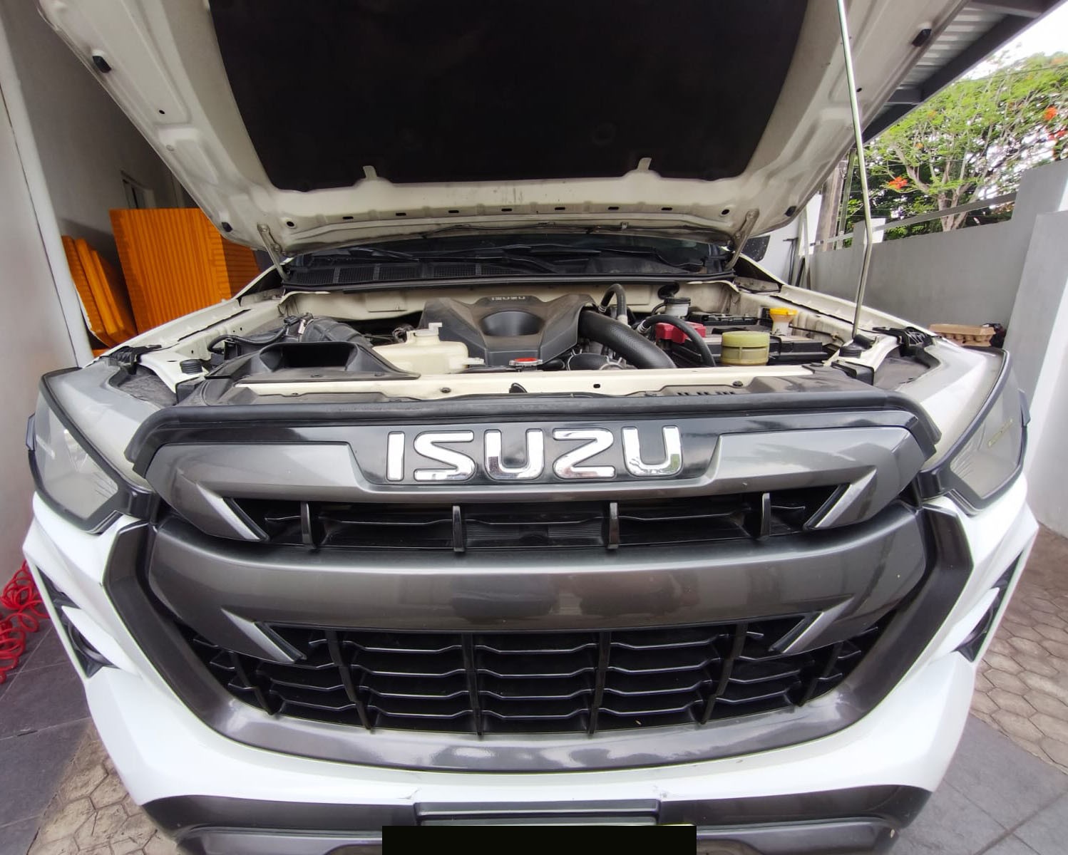Used 1
                    ISUZU
                     for Sale Image