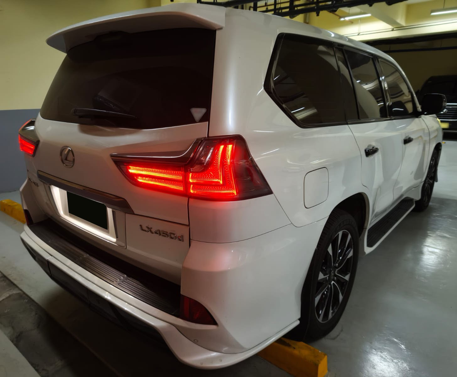 Used 1
                    LEXUS
                     for Sale Image