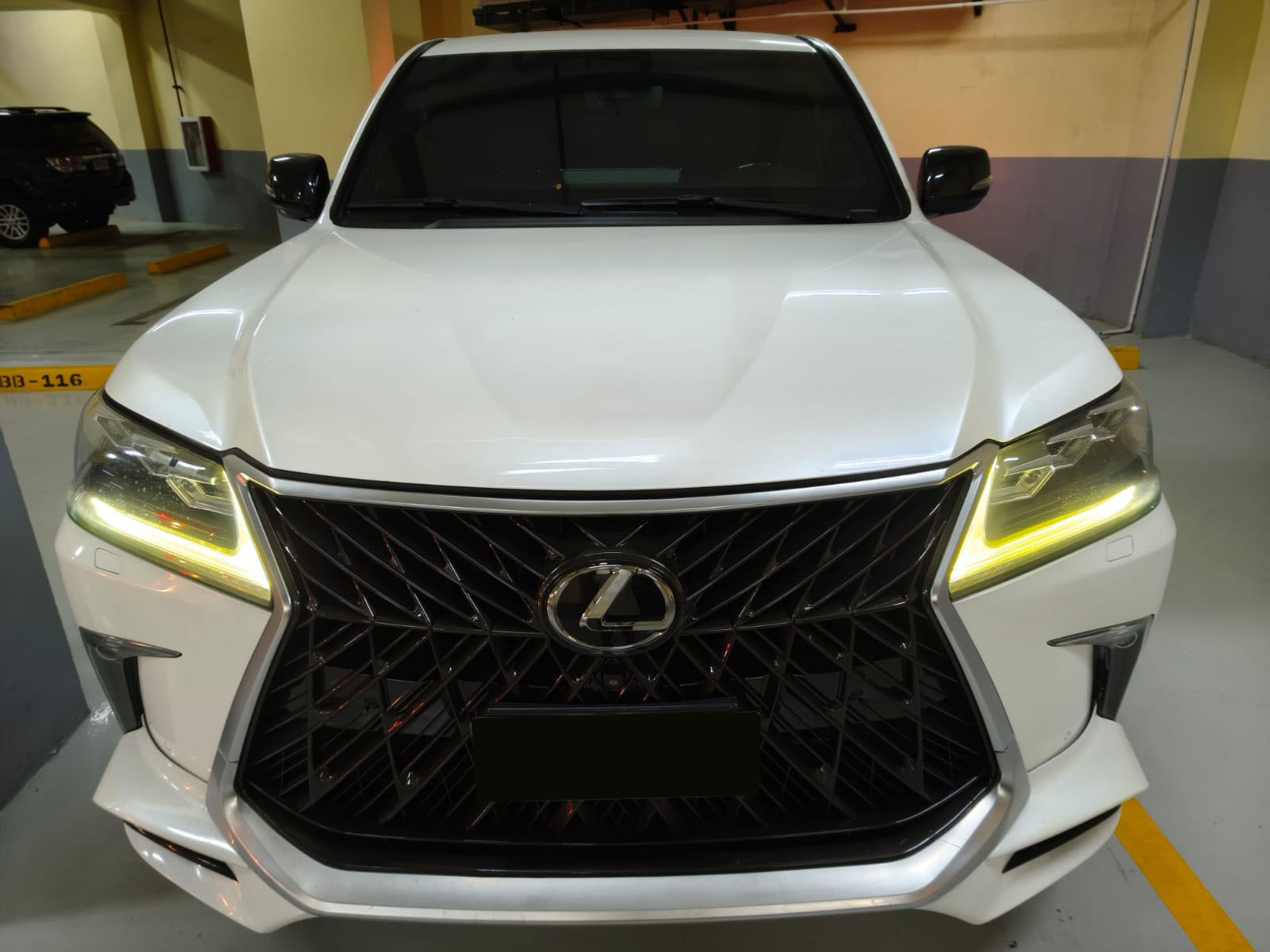 Used 1
                    LEXUS
                     for Sale Image