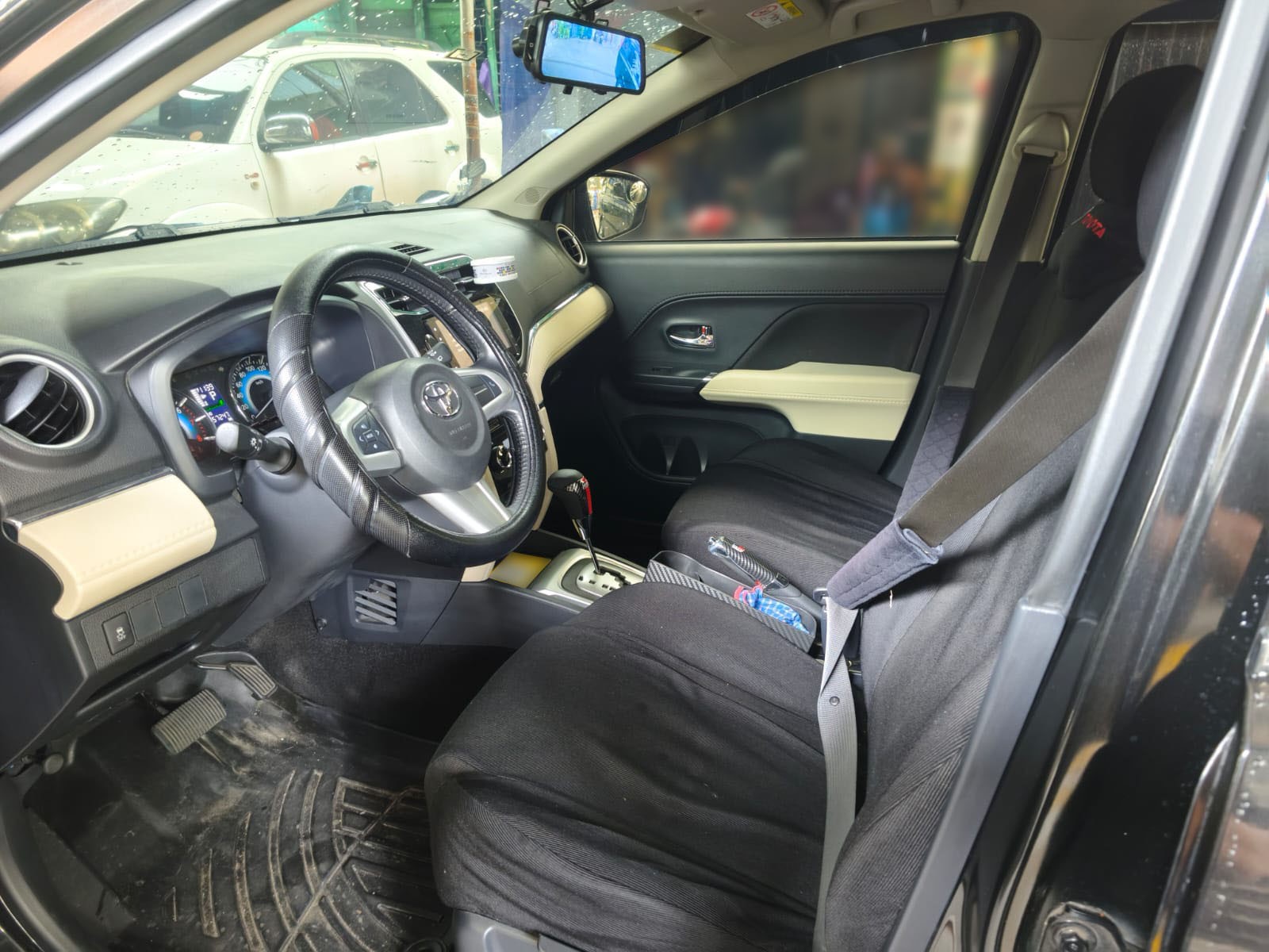 Used 1
                    TOYOTA
                     for Sale Image