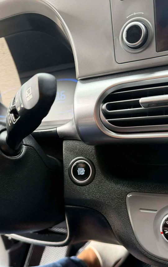 Used 1
                    HYUNDAI
                     for Sale Image