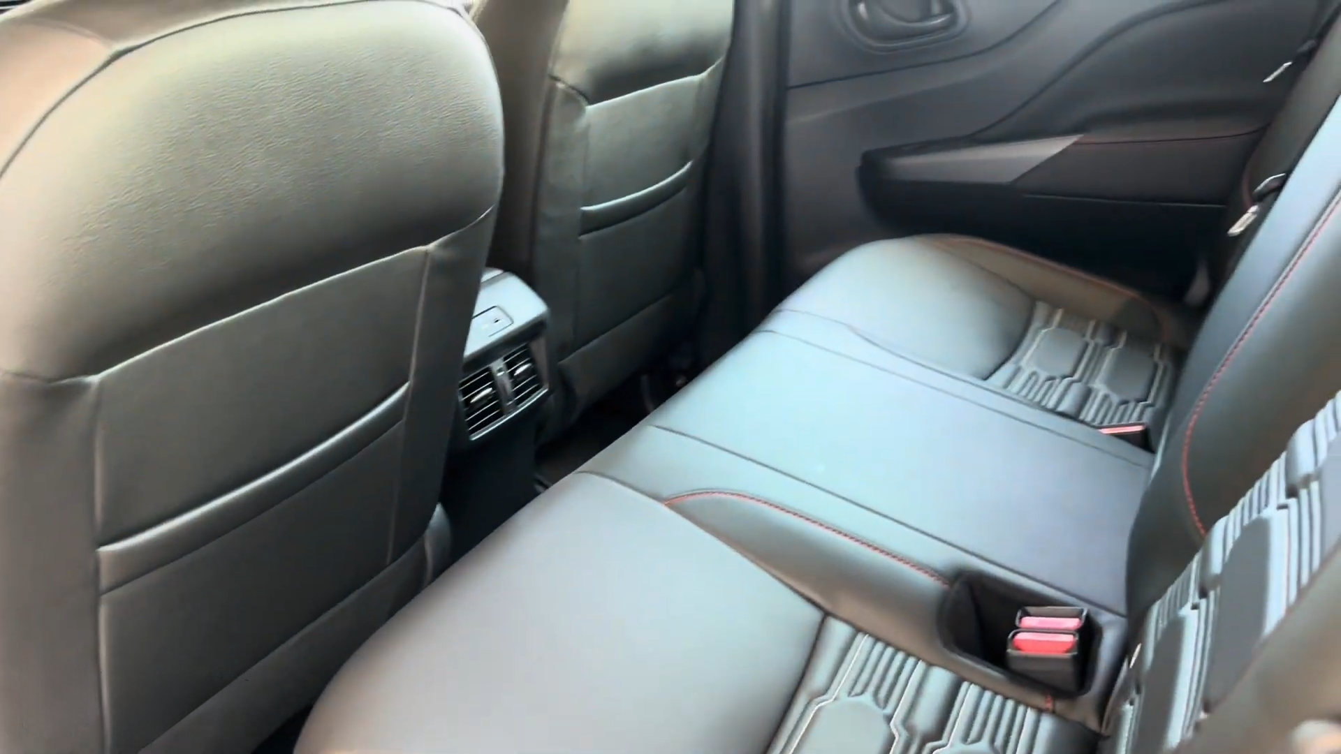 Used 1
                    NISSAN
                     for Sale Image